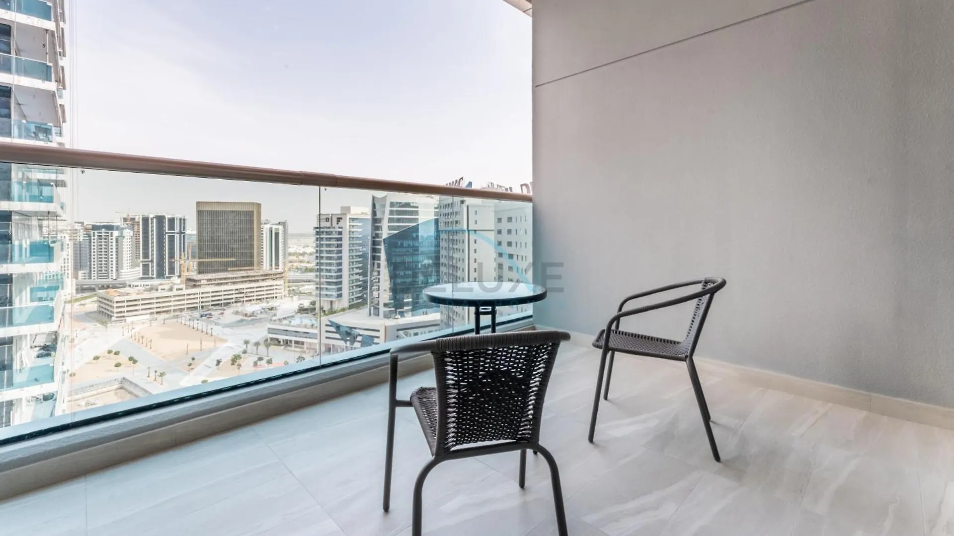 Apartment City View Studio Minutes To Burj Khalifa, Elite Business Bay Residence By Deluxe Holiday Homes Dubai